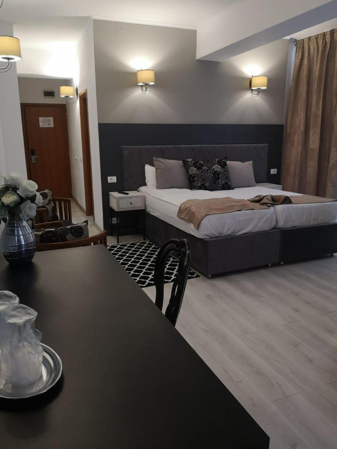 Hotel Helin - Calea Bucuresti Craiova Extérieur photo